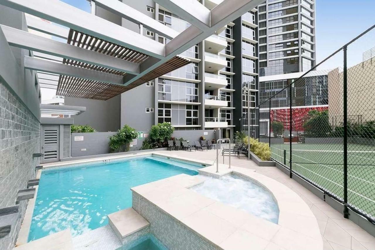 Amazing River View - 3 Bedroom Apartment - Brisbane Cbd - Netflix - Fast Wifi - Carpark Экстерьер фото